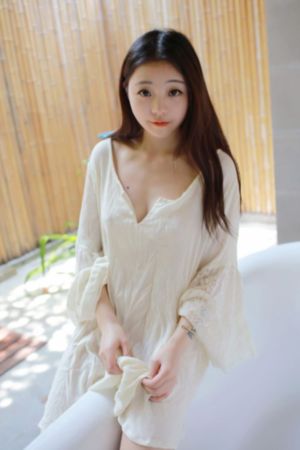 年轻大胸的老婆_4K完整版观看